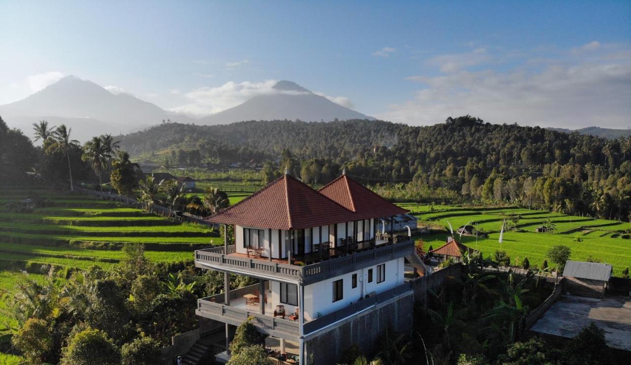 Candra Cottage Munduk Exterior foto